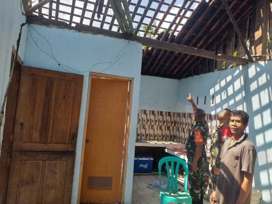 Babinsa dan Bhabinkamtibmas Cek Lokasi Kebakaran Dapur Rumah Warga Binaan