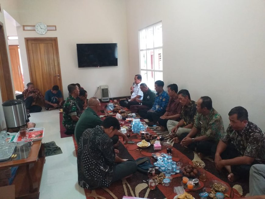 Jalin Silaturahmi, Danramil 03/Wanadadi Hadiri Pertemuan Bulanan Para Kadus