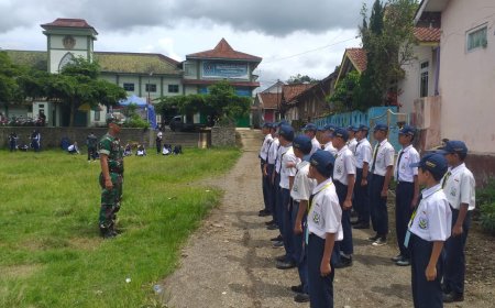 Anggota Koramil 03/Wanadadi Memberikan Pelatihan Dasar Kepemimpinan