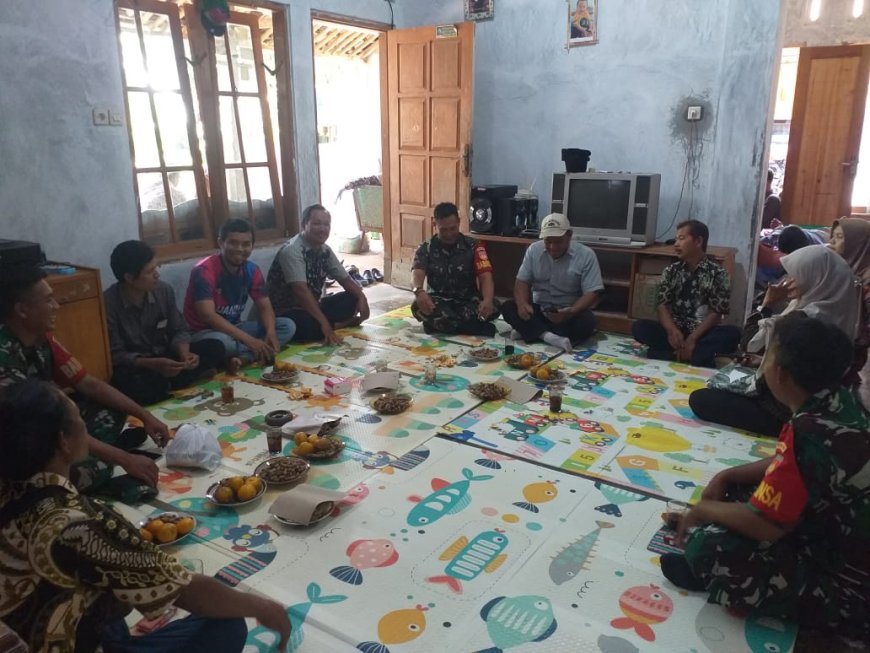 Danramil 03/Wanadadi Hadiri Pertemuan Rutin Paguyuban Fosikawan