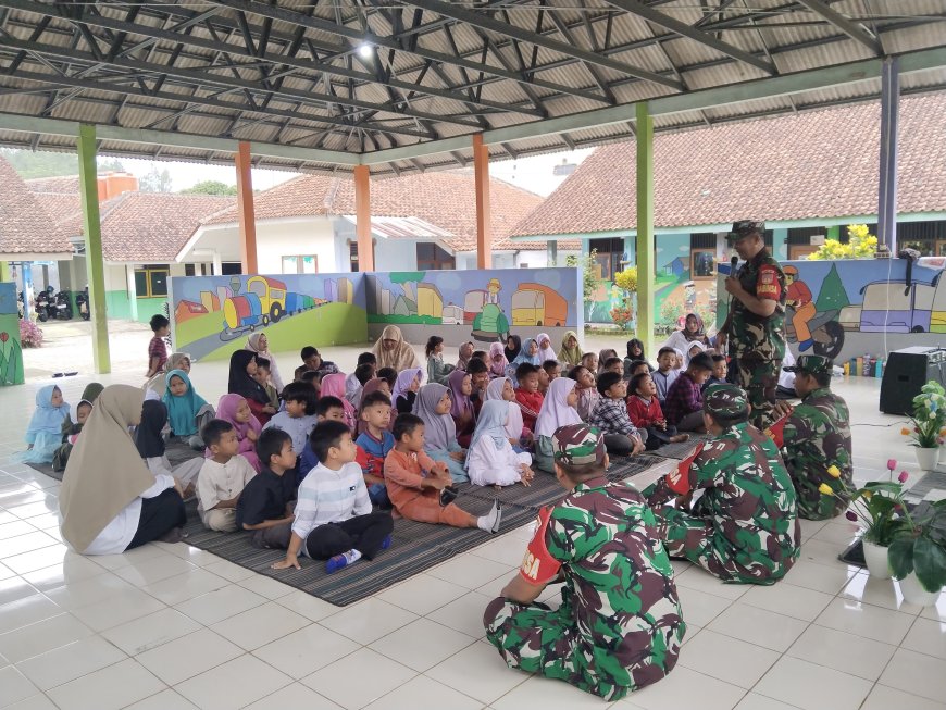 BABINSA BERIKAN MATERI P5 KE ANAK TK