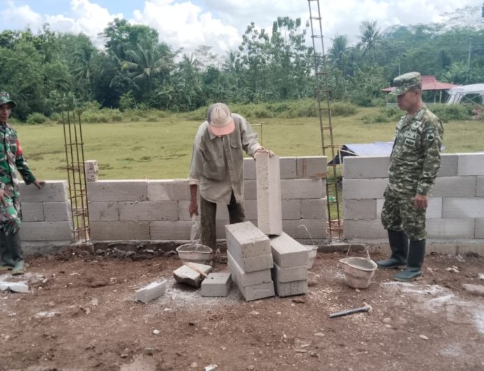 Pastikan Progres Berjalan Baik Pgs Danramil 03 Wanadadi Tinjau KDKMP Desa Kasilib